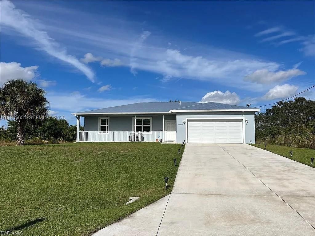 9003 Largo Cir 9003, La Belle, FL 33935