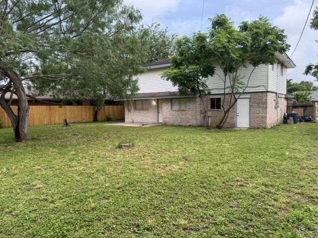 4422 Oxford Dr, Corpus Christi, TX 78411