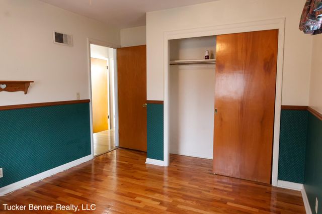 1664 Leif Avenue, Muskegon City, MI 49441