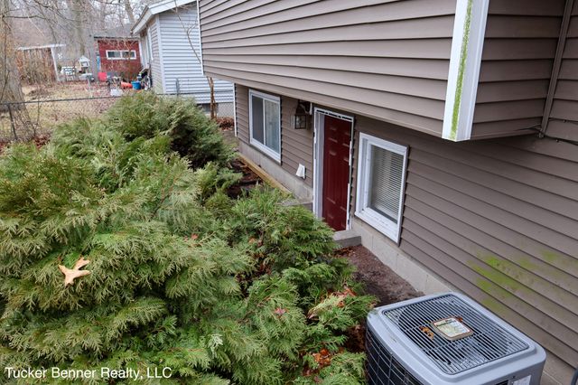 1664 Leif Avenue, Muskegon City, MI 49441