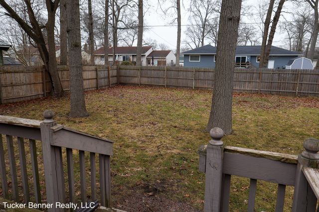 1664 Leif Avenue, Muskegon City, MI 49441