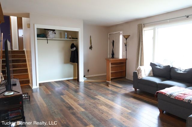 1664 Leif Avenue, Muskegon City, MI 49441