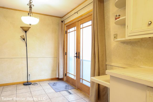 1664 Leif Avenue, Muskegon City, MI 49441