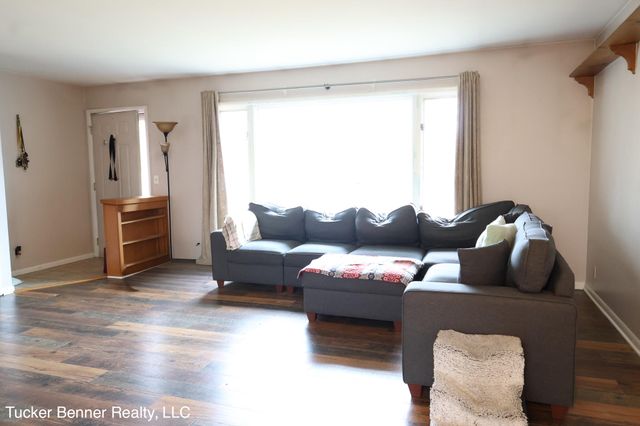 1664 Leif Avenue, Muskegon City, MI 49441