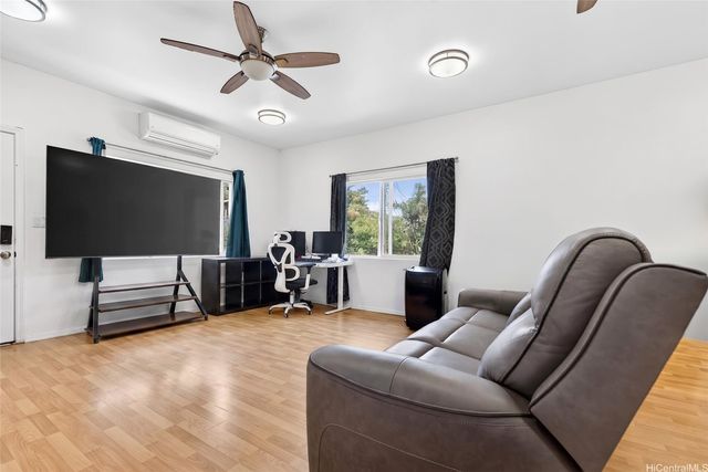 2802 Numana Road, Honolulu, HI 96819