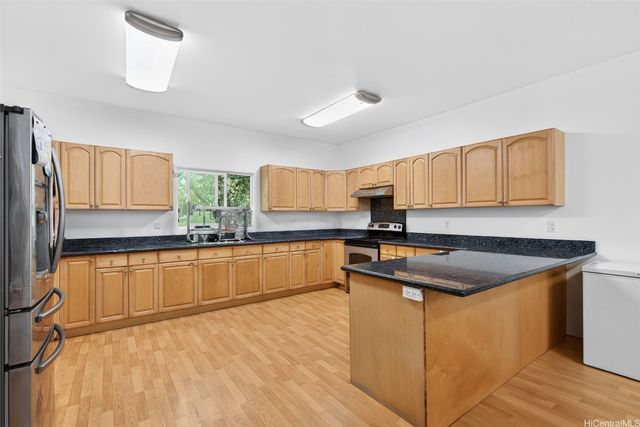 2802 Numana Road, Honolulu, HI 96819