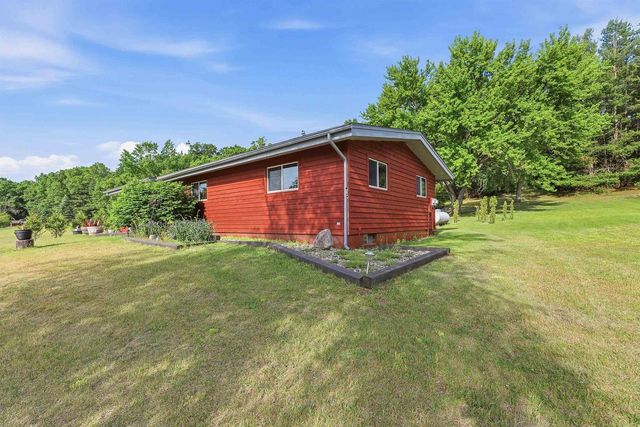 N1531 County B Road, Coloma, WI 54930