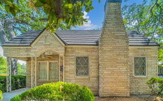 2340 Honeysuckle Avenue, Fort Worth, TX 76111