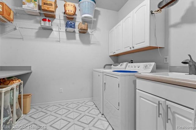30065 Cheviot Hills Drive, Franklin, MI 48025