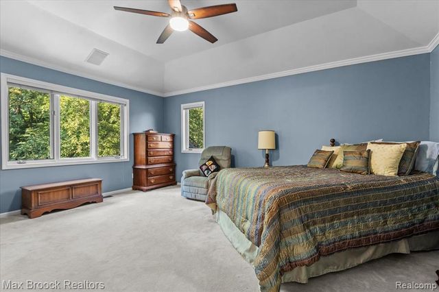 30065 Cheviot Hills Drive, Franklin, MI 48025