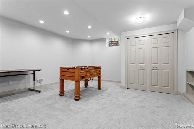 30065 Cheviot Hills Drive, Franklin, MI 48025