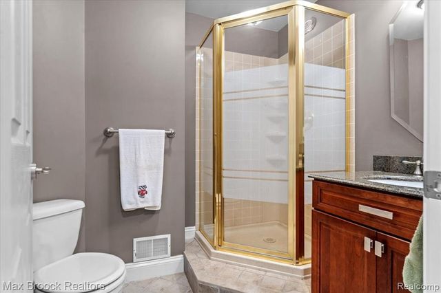 30065 Cheviot Hills Drive, Franklin, MI 48025