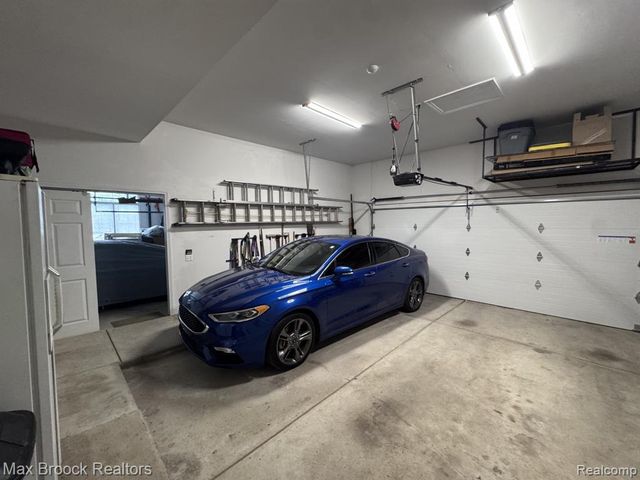 30065 Cheviot Hills Drive, Franklin, MI 48025