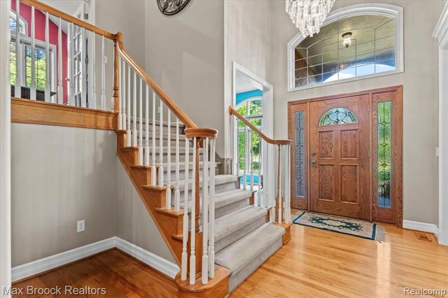 30065 Cheviot Hills Drive, Franklin, MI 48025
