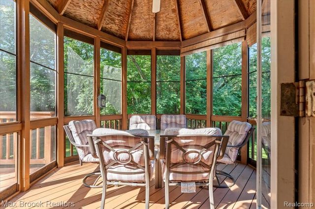 30065 Cheviot Hills Drive, Franklin, MI 48025
