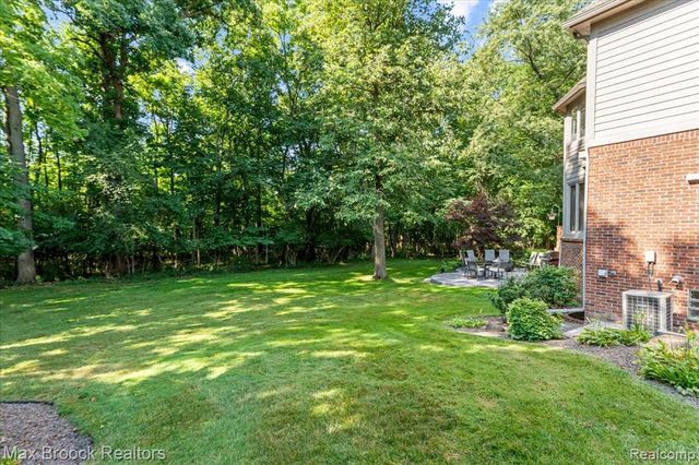 30065 Cheviot Hills Drive, Franklin, MI 48025