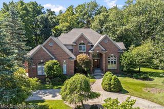30065 Cheviot Hills Drive, Franklin, MI 48025