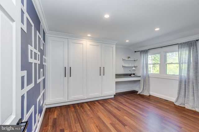 25 WOODSIDE LN, Cinnaminson, NJ 08077