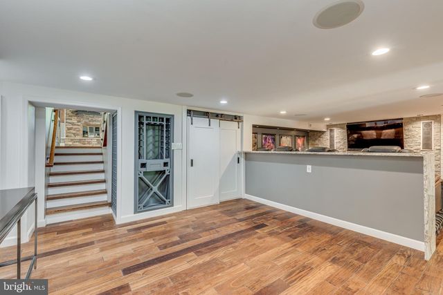 25 WOODSIDE LN, Cinnaminson, NJ 08077