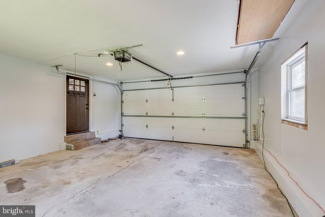 25 WOODSIDE LN, Cinnaminson, NJ 08077