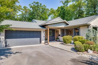 25 WOODSIDE LN, Cinnaminson, NJ 08077