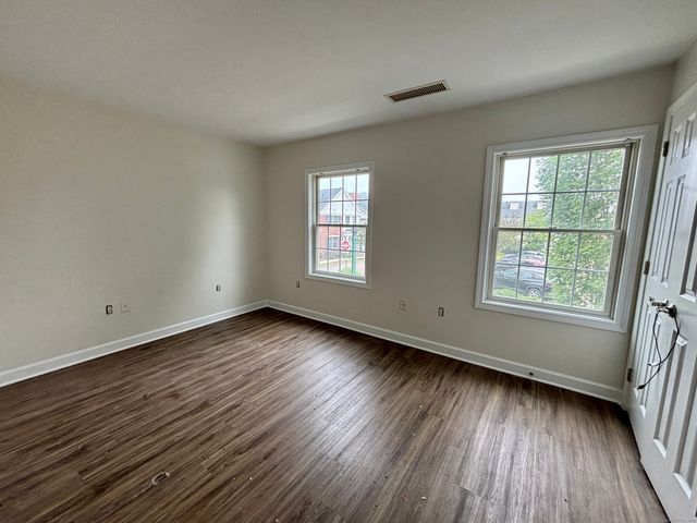 14 Fairgate Drive, Stamford, CT 06902