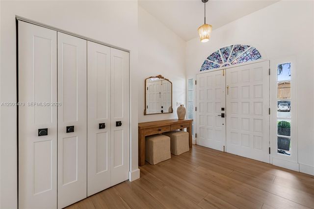 11431 NW 27th St, Plantation, FL 33323