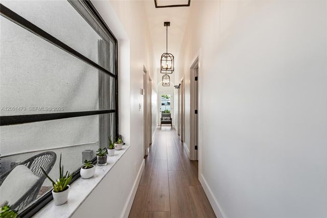 11431 NW 27th St, Plantation, FL 33323