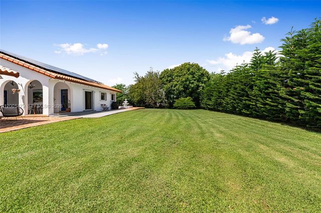 11431 NW 27th St, Plantation, FL 33323