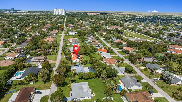11431 NW 27th St, Plantation, FL 33323