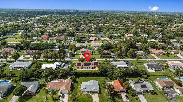 11431 NW 27th St, Plantation, FL 33323