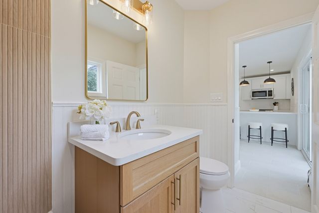 30 Barrett Ave, Worcester, MA 01605