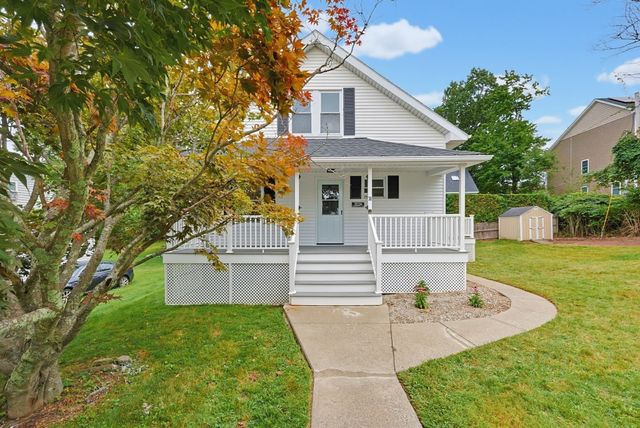 30 Barrett Ave, Worcester, MA 01605