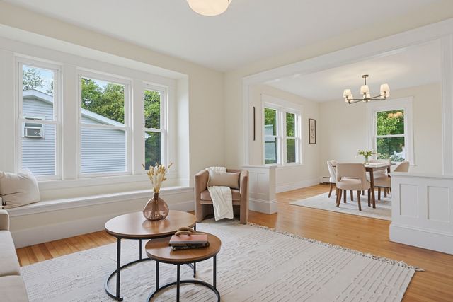 30 Barrett Ave, Worcester, MA 01605