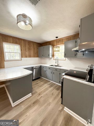 403 Broxton Lane, Manchester, GA 31816