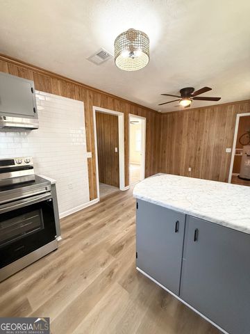 403 Broxton Lane, Manchester, GA 31816