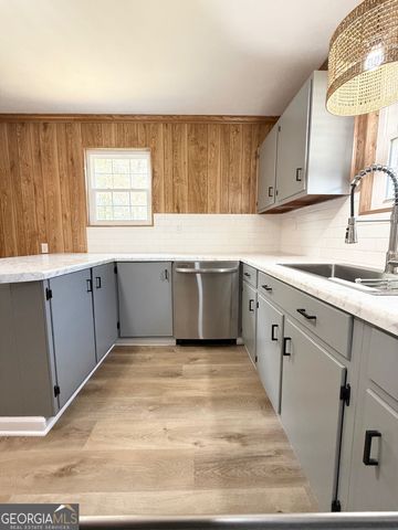 403 Broxton Lane, Manchester, GA 31816