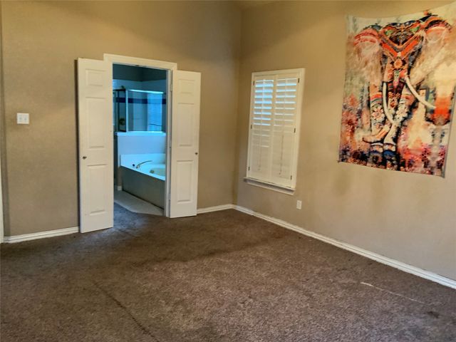 428 Saddle Head Drive, Desoto, TX 75115