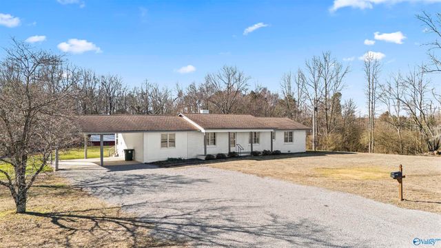 2329 County Road 1428, Vinemont, AL 35179