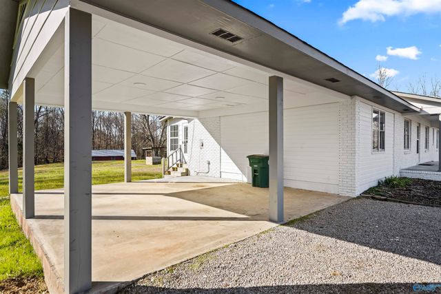 2329 County Road 1428, Vinemont, AL 35179