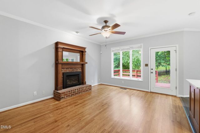 121 Waverly Forest Lane, Chapel Hill, NC 27516