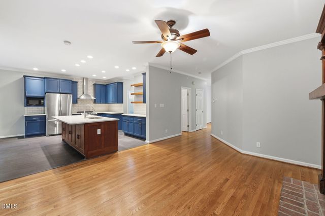 121 Waverly Forest Lane, Chapel Hill, NC 27516