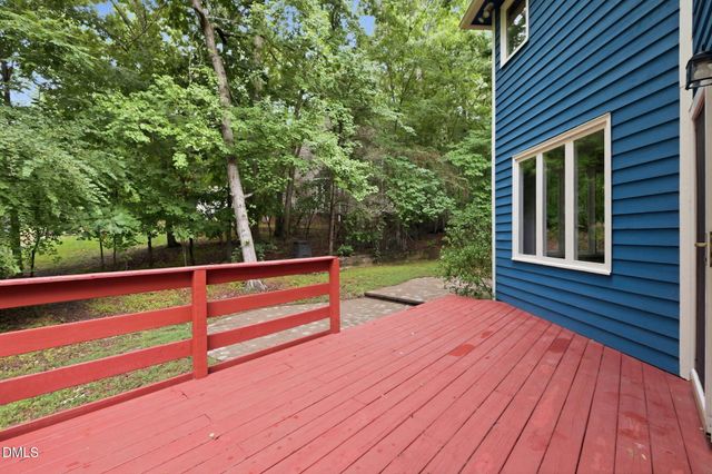 121 Waverly Forest Lane, Chapel Hill, NC 27516