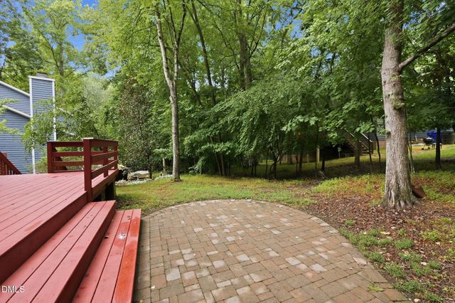 121 Waverly Forest Lane, Chapel Hill, NC 27516