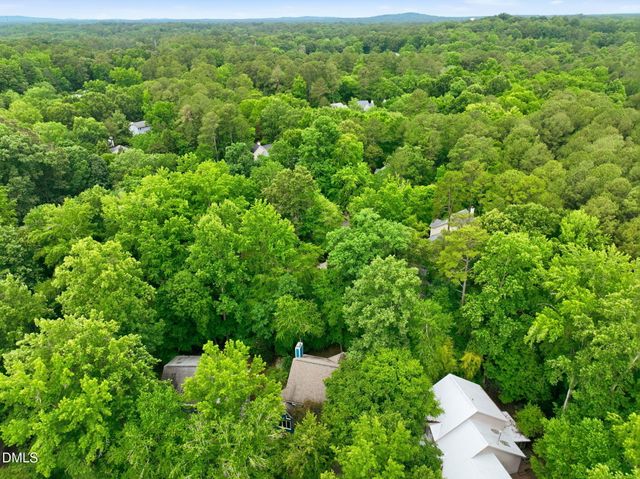 121 Waverly Forest Lane, Chapel Hill, NC 27516