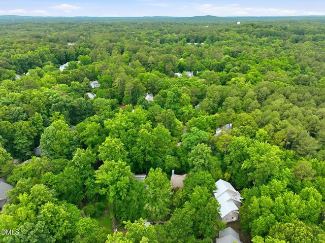 121 Waverly Forest Lane, Chapel Hill, NC 27516
