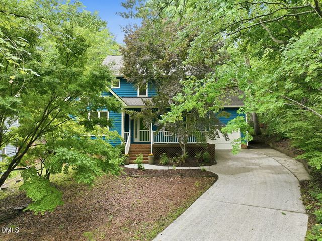 121 Waverly Forest Lane, Chapel Hill, NC 27516