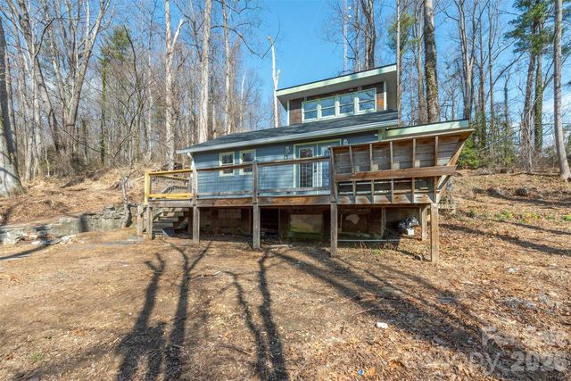 316 Oakdale Drive, Hendersonville, NC 28791