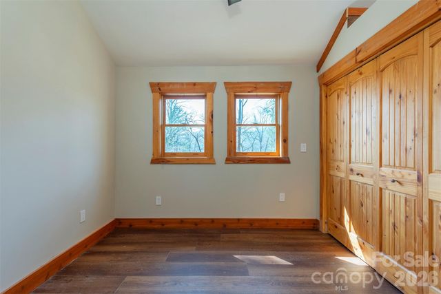 316 Oakdale Drive, Hendersonville, NC 28791