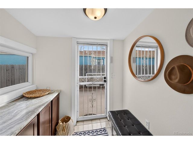 1948 Wabash St, Denver, CO 80220